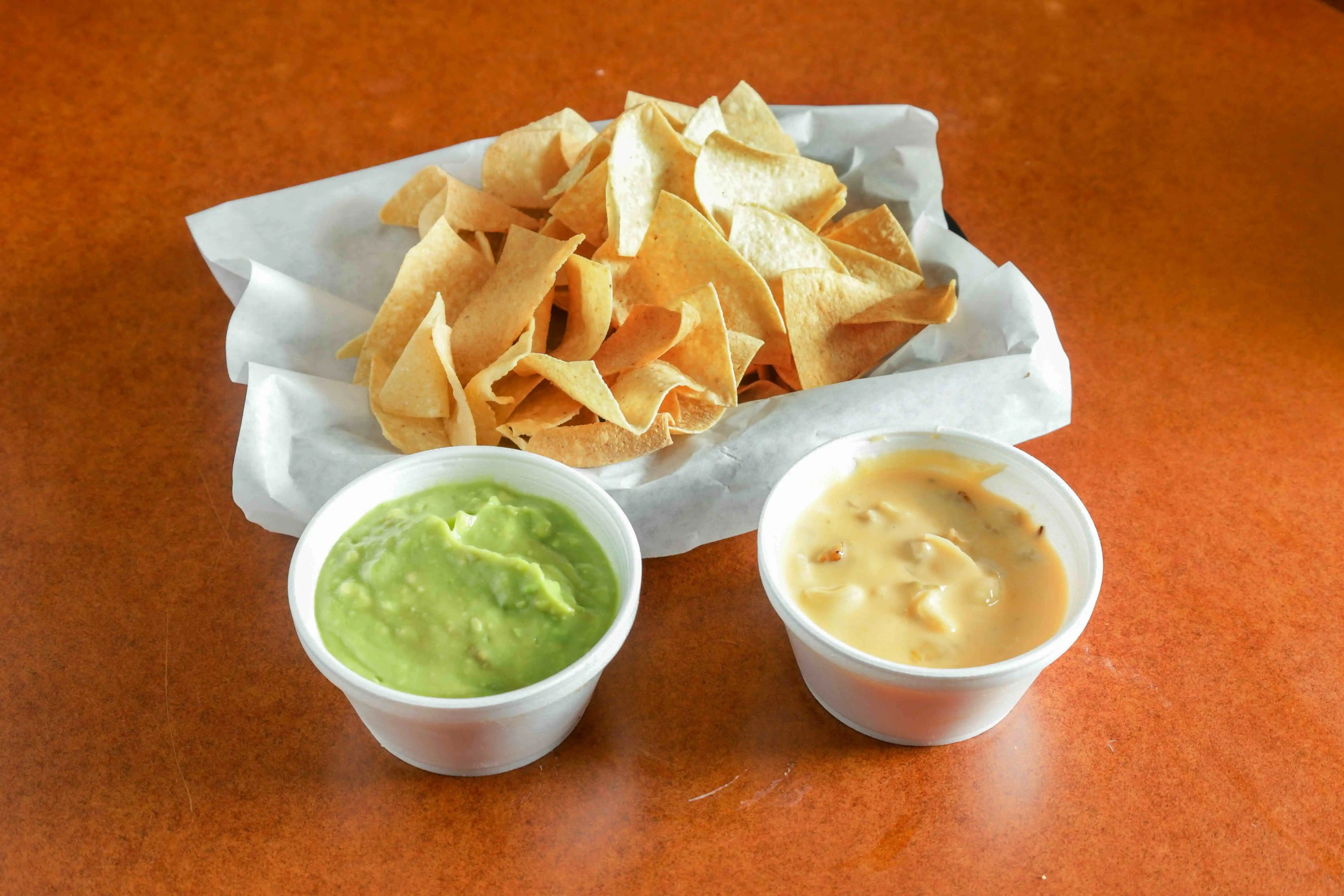 Side Chile Con Queso